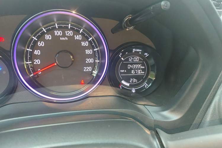 Used Honda XR-V 2021 1.5L CVT Comfort Version Odometer Close Up
