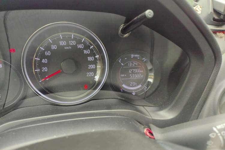 Used Honda XR-V 2021 1.5L CVT Comfort Version Odometer Close Up