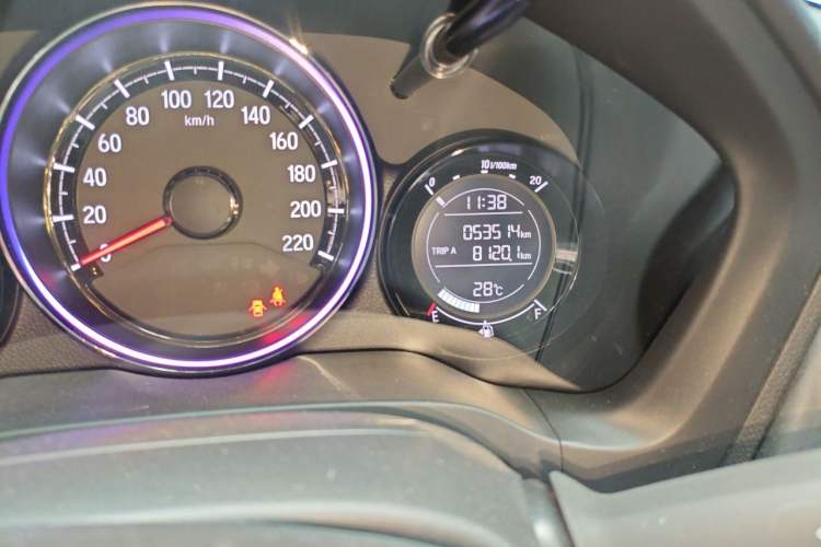 Used Honda XR-V 2021 1.5L CVT Classic Edition Odometer Close Up