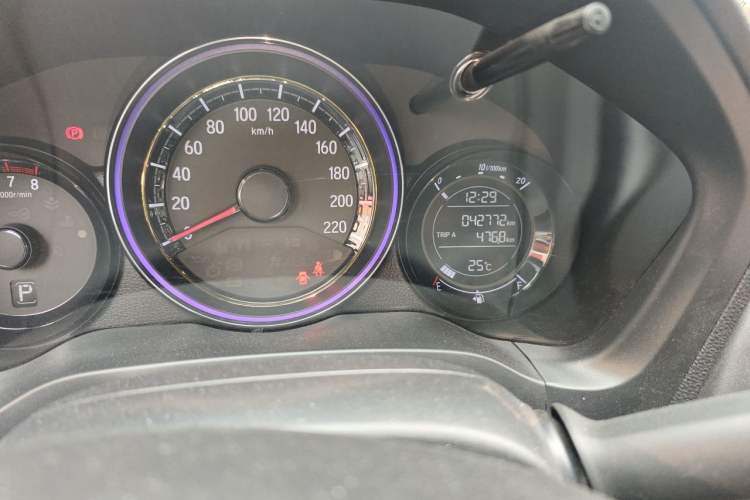 Used Honda XR-V 2021 1.5L CVT Comfort Version Odometer Close Up