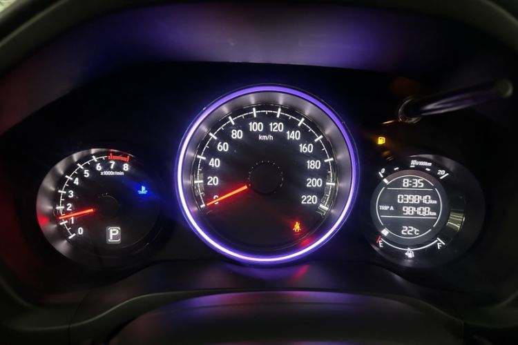 Used Honda XR-V 2021 1.5L CVT Comfort Version Odometer Close Up