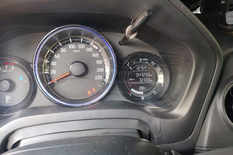 Used Honda XR-V 2021 1.5L CVT Classic Edition Odometer Close Up