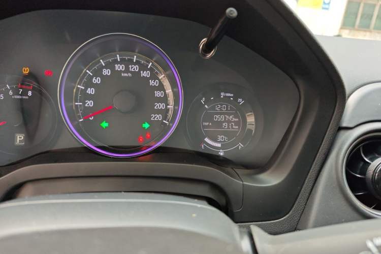 Used Honda XR-V 2021 1.5L CVT Comfort Version Odometer Close Up