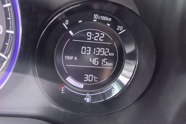 Used Honda XR-V 2021 220TURBO CVT Comfort Version Odometer Close Up