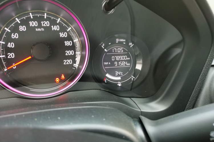 Used Honda XR-V 2021 1.5L CVT Comfort Version Odometer Close Up