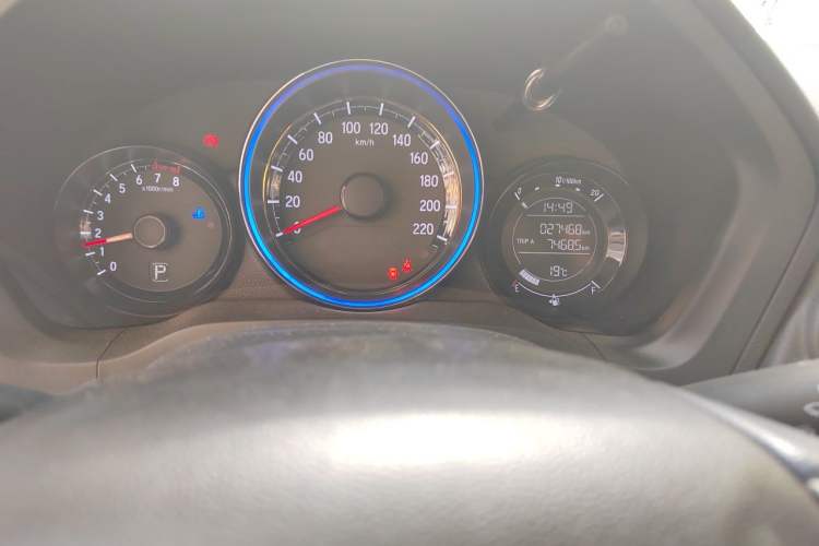Used Honda XR-V 2021 1.5L CVT Comfort Version Odometer Close Up