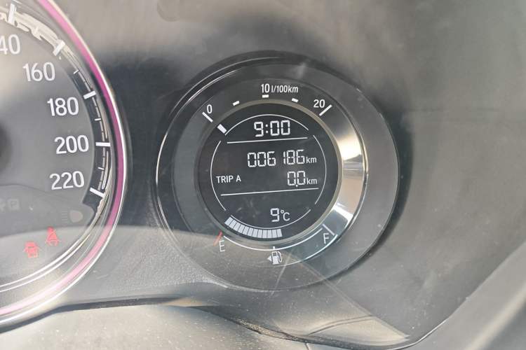 Used Honda XR-V 2021 220TURBO CVT Luxury Edition Odometer Close Up