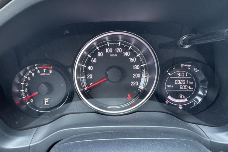 Used Honda XR-V 2021 220TURBO CVT Luxury Edition Odometer Close Up