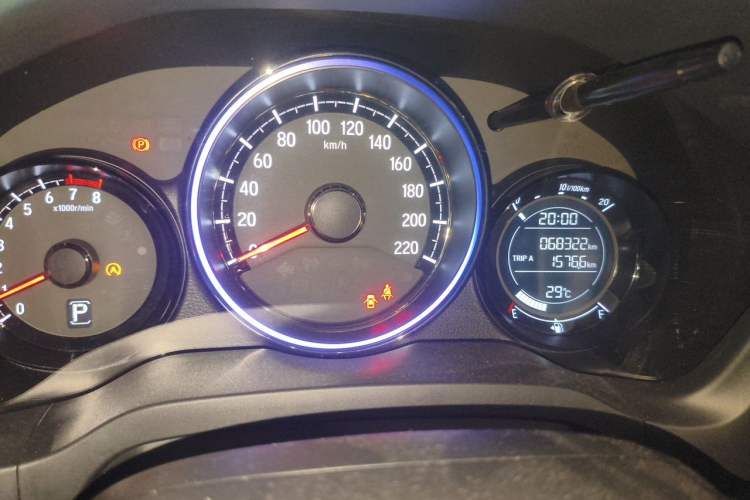 Used Honda XR-V 2021 1.5L CVT Comfort Version Odometer Close Up