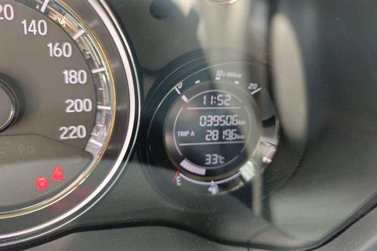 Used Honda XR-V 2021 220TURBO CVT Luxury Edition Odometer Close Up