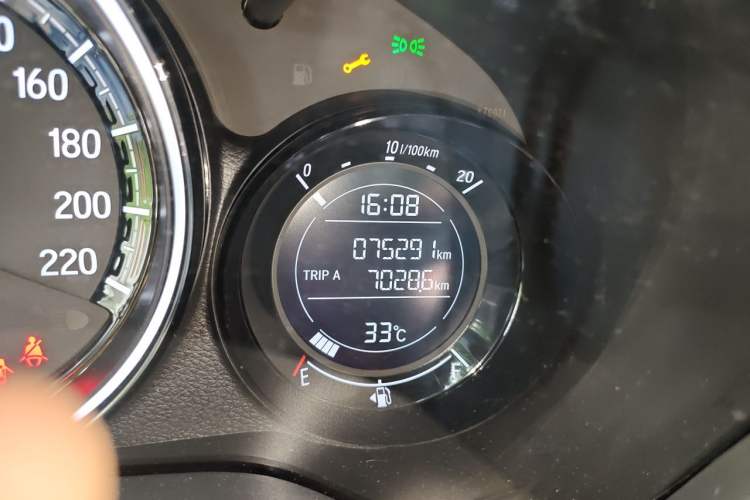 Used Honda XR-V 2021 220TURBO CVT Luxury Edition Odometer Close Up