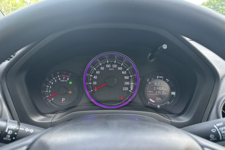 Used Honda XR-V 2021 220TURBO CVT Comfort Version Odometer Close Up