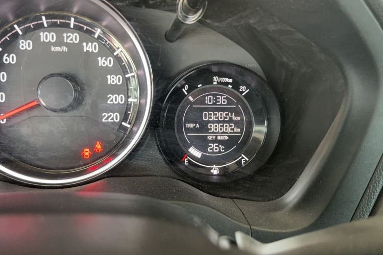 Used Honda XR-V 2021 1.5L CVT Comfort Version Odometer Close Up