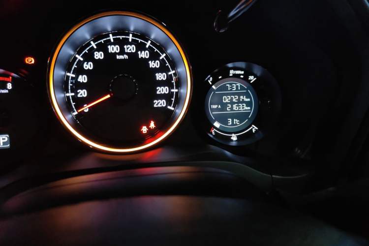 Used Honda XR-V 2021 220TURBO CVT Comfort Version Odometer Close Up
