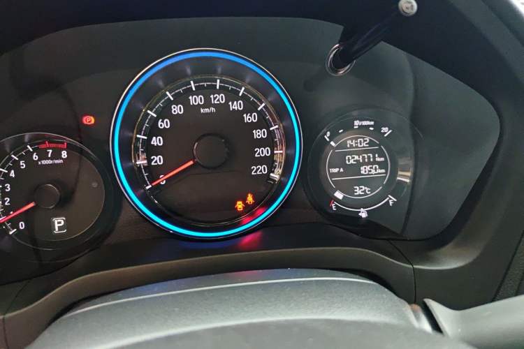 Used Honda XR-V 2021 220TURBO CVT Luxury Edition Odometer Close Up