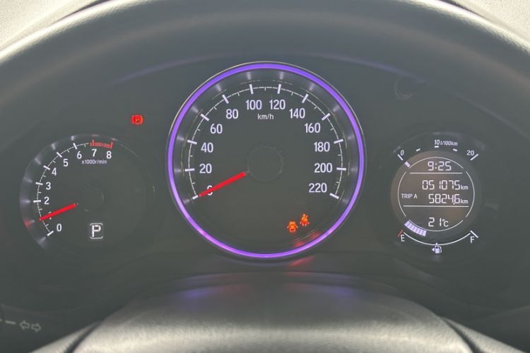 Used Honda XR-V 2021 1.5L CVT Comfort Version Odometer Close Up