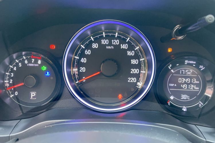Used Honda XR-V 2021 1.5L CVT Comfort Version Odometer Close Up