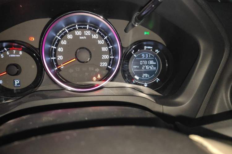 Used Honda XR-V 2021 220TURBO CVT Luxury Edition Odometer Close Up