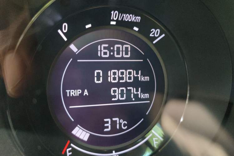 Used Honda XR-V 2021 1.5L CVT Comfort Version Odometer Close Up