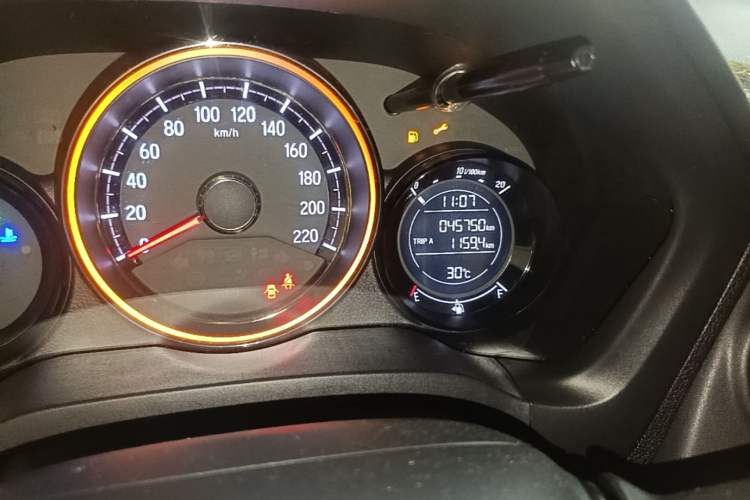 Used Honda XR-V 2021 220TURBO CVT Comfort Version Odometer Close Up