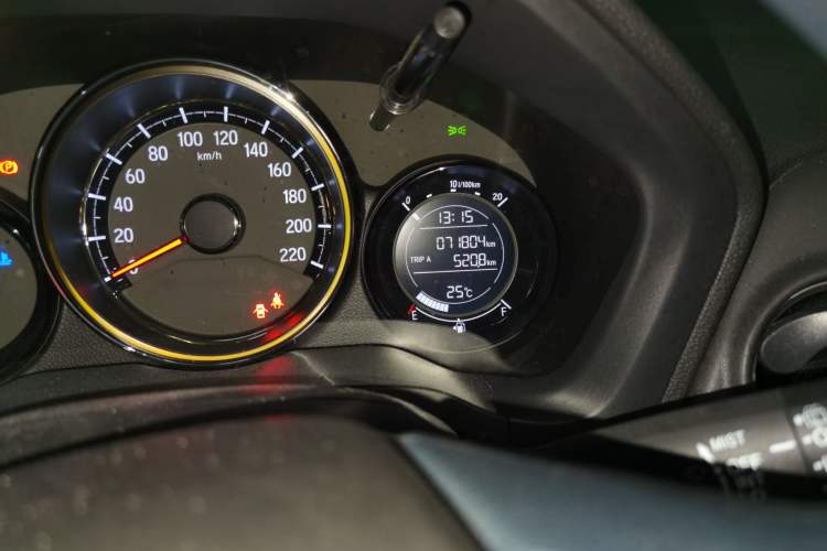 Used Honda XR-V 2021 220TURBO CVT Luxury Edition Odometer Close Up