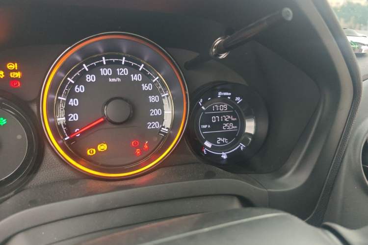 Used Honda XR-V 2021 1.5L CVT Comfort Version Odometer Close Up