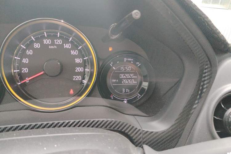 Used Honda XR-V 2021 1.5L CVT Classic Edition Odometer Close Up