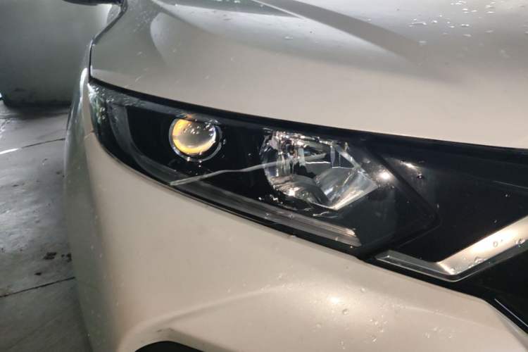 Used Honda XR-V 2021 1.5L CVT Comfort Version Right Front Headlight