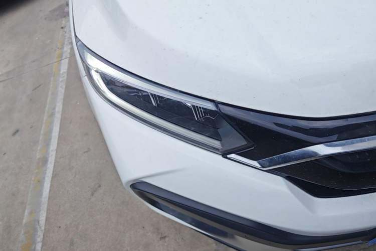 Used Honda XR-V 2021 220TURBO CVT Luxury Edition Right Front Headlight