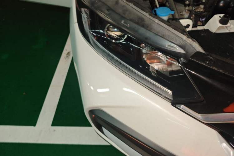 Used Honda XR-V 2021 1.5L CVT Comfort Version Right Front Headlight