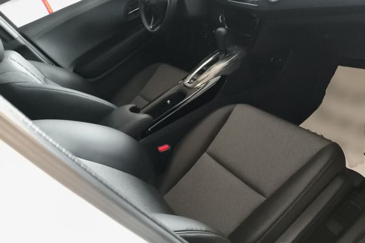 Used Honda XR-V 2021 220TURBO CVT Luxury Edition Right Front Seat