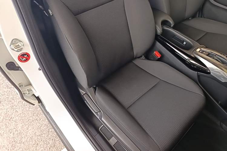 Used Honda XR-V 2021 1.5L CVT Classic Edition Right Front Seat