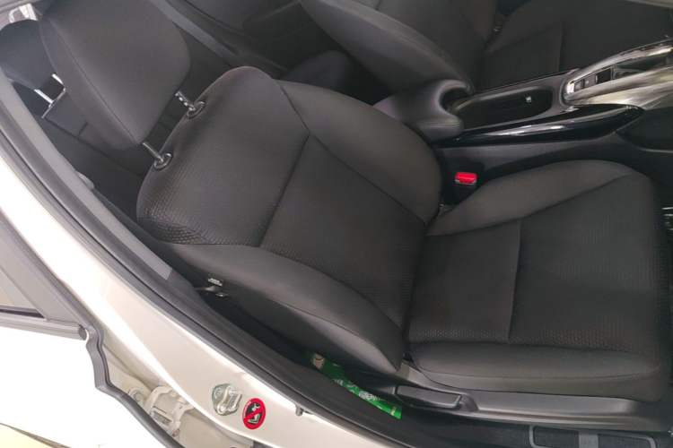 Used Honda XR-V 2021 1.5L CVT Classic Edition Right Front Seat