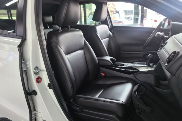 Used Honda XR-V 2021 220TURBO CVT Comfort Version Right Front Seat