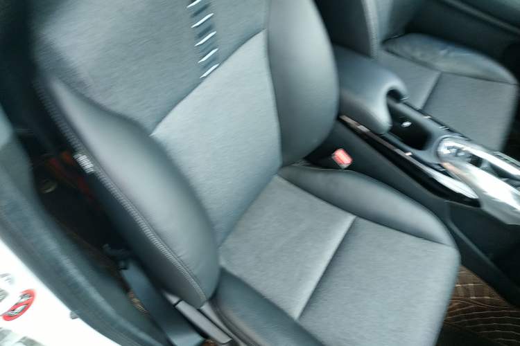 Used Honda XR-V 2021 220TURBO CVT Luxury Edition Right Front Seat