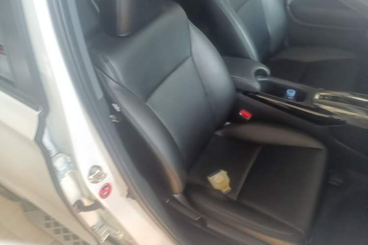 Used Honda XR-V 2021 220TURBO CVT Comfort Version Right Front Seat