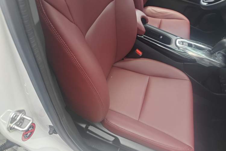 Used Honda XR-V 2021 220TURBO CVT Comfort Version Right Front Seat