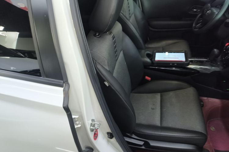 Used Honda XR-V 2021 1.5L CVT Comfort Version Right Front Seat