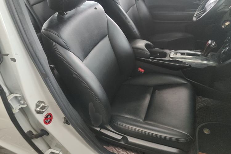 Used Honda XR-V 2021 1.5L CVT Classic Edition Right Front Seat