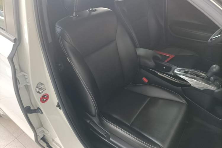 Used Honda XR-V 2021 1.5L CVT Classic Edition Right Front Seat