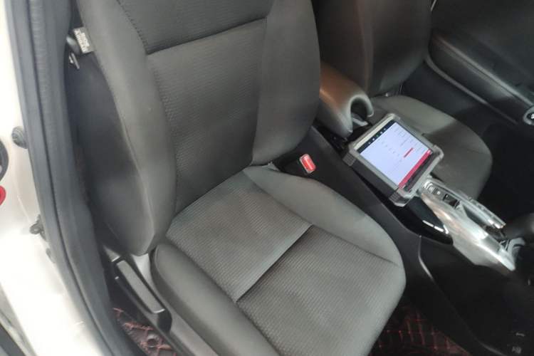 Used Honda XR-V 2021 1.5L CVT Classic Edition Right Front Seat