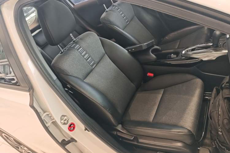 Used Honda XR-V 2021 1.5L CVT Comfort Version Right Front Seat