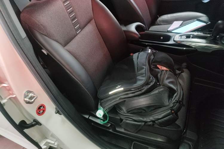 Used Honda XR-V 2021 1.5L CVT Comfort Version Right Front Seat