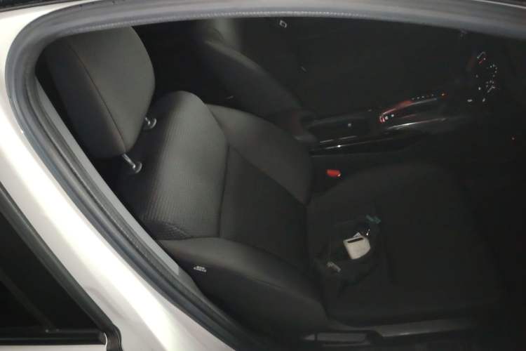 Used Honda XR-V 2021 1.5L CVT Classic Edition Right Front Seat