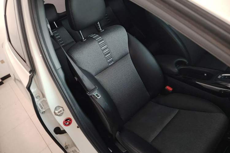 Used Honda XR-V 2021 1.5L CVT Comfort Version Right Front Seat