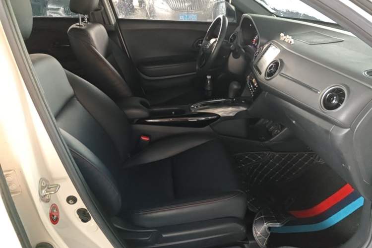 Used Honda XR-V 2021 220TURBO CVT Comfort Version Right Front Seat