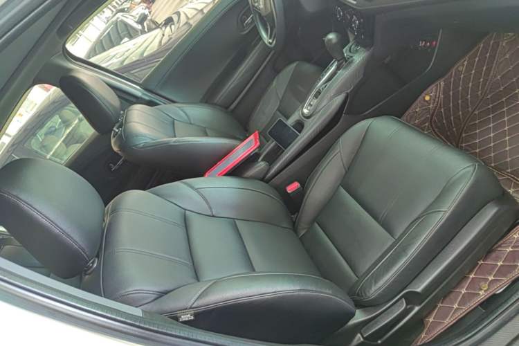 Used Honda XR-V 2021 1.5L CVT Luxury Edition Right Front Seat