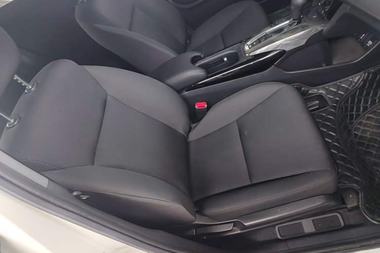 Used Honda XR-V 2021 1.5L CVT Classic Edition Right Front Seat