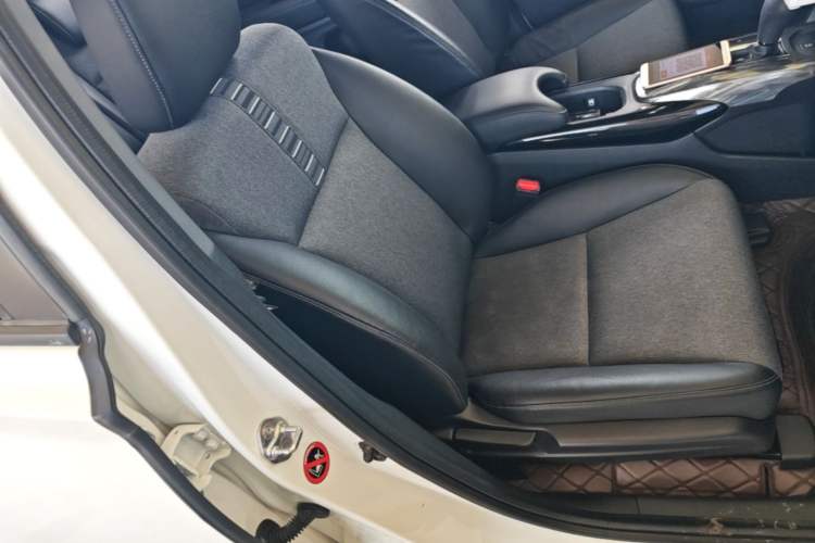 Used Honda XR-V 2021 1.5L CVT Comfort Version Right Front Seat