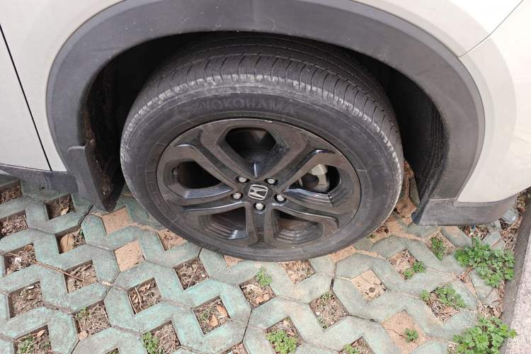 Used Honda XR-V 2021 220TURBO CVT Luxury Edition Right Front Wheel Hub